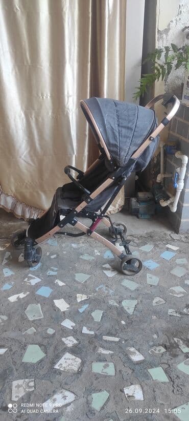 usaq yellencekleri: Klassik gəzinti arabası, İşlənmiş, Cins: Oğlan, Ünvandan götürmə — 2