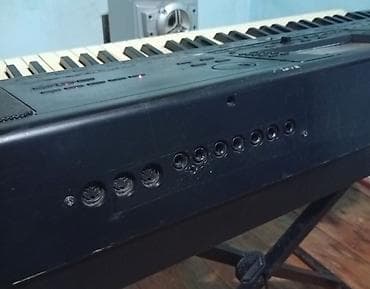 sintizator roland: Sintezator, Korg — 4