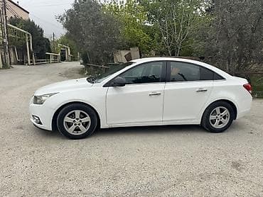 cruze qapi: Chevrolet Cruze: 1.4 l | 2014 il 282000 km Sedan — 4