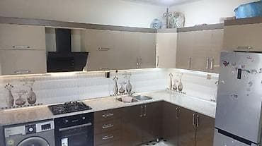 kirayə stol stul: Mətbəx mebeli satılır. Uzunluğu: 5 metr Material: Akril Qiymət: 750 — 1