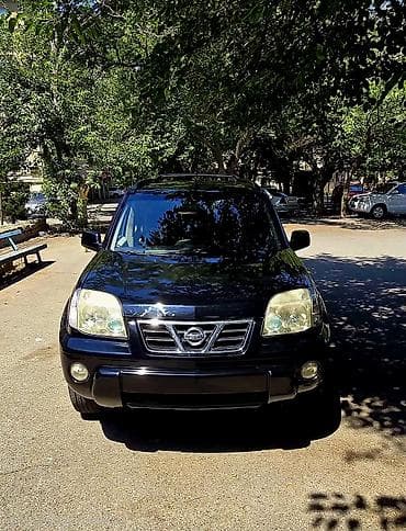 range rover on susesi: Nissan X-Trail: 2.5 l | 2003 il Krossover — 2