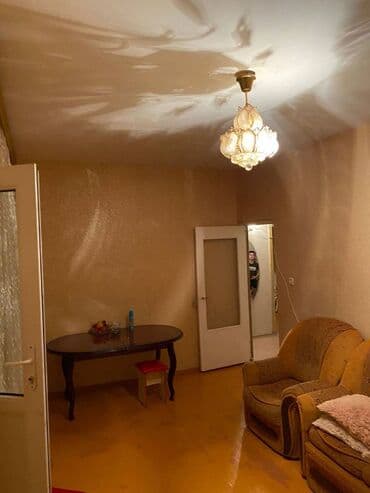 sabuncuda satılıq evler: Bakı, Bakıxanov qəs., 3 otaqlı, Köhnə tikili, 85 kv. m — 3