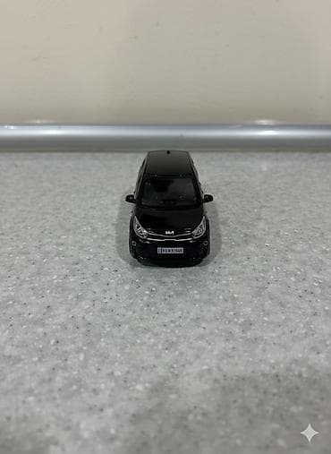 panda şou: Kia Morning avtomobilinin kolleksiya modeli - Rəng: qara - Korpus: 5 — 3