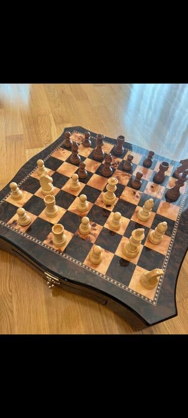 Maskalar, eynəklər: Taxta şahmat dəsti koAf - Zərif dizaynlı, laklı taxta şahmat taxtası — 1