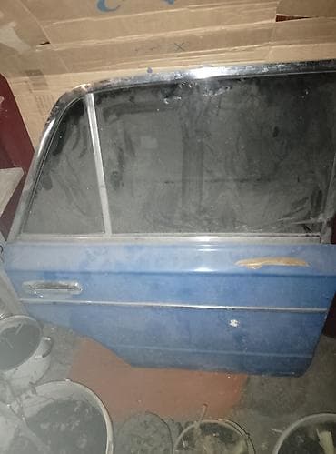 traktor satisi tovuzda: Sağ arxa, VAZ (LADA) 2106, 1977 il, Ünvandan götürmə, Ödənişli çatdırılma — 1