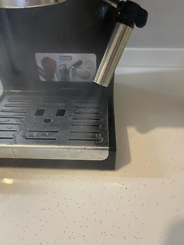 kofe aparatl: Qəhvə maşını Delonghi, Yarımavtomat, Kapuçinator ilə — 6