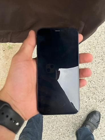 iphone q: IPhone 12, Göy, Face ID — 2