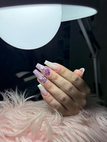 Sifarişlə əl işləri: Xidmət: Peşəkar manikür və dırnaq dizaynı Təsvir: - Klassik, fransız — 1