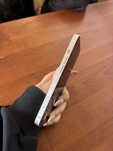 qram olcen terezi: IPhone 13, 128 GB, Çəhrayı, Face ID — 2