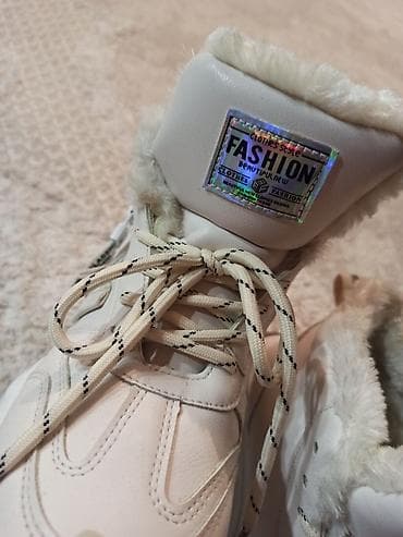 Женская обувь: Размер: 37.5, цвет - Белый, Б/у — 4