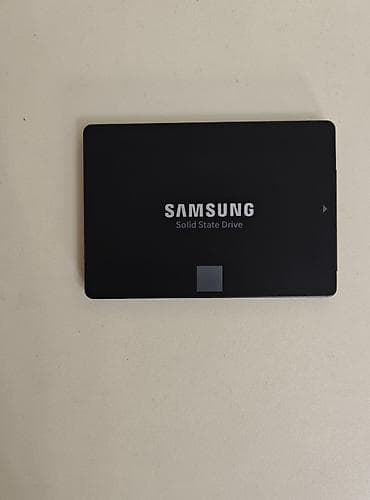 Daxili SSD disk Samsung, 512 GB, 2.5", İşlənmiş