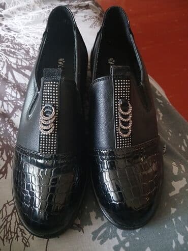 Tuflilər, Ölçü: 38, rəng - Qara, Yeni