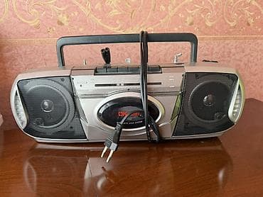 Nobel portativ radio-kaset maqnitofonu Xüsusiyyətlər: - AM/FM radio