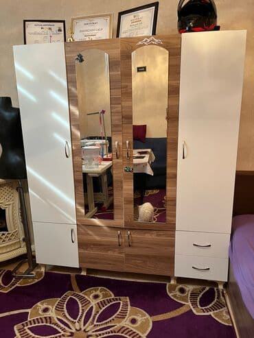 Qarderob, paltar dolabı