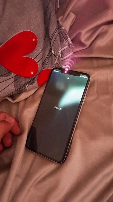 IPhone X, 256 GB, Gümüşü, Face ID