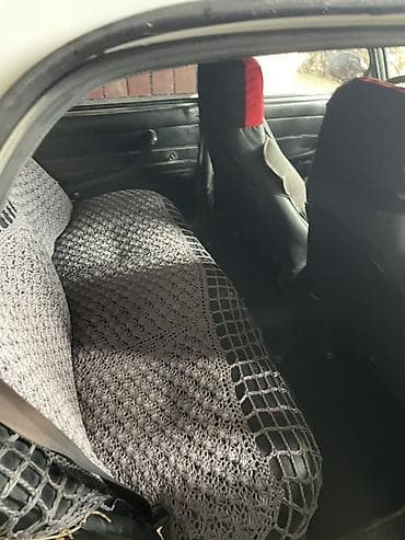 volkswagen tiguan 1: VAZ 2107, ağ rəng, sedan kuzov. - Ban növü: 4 qapılı sedan - Rəng: Ağ — 10