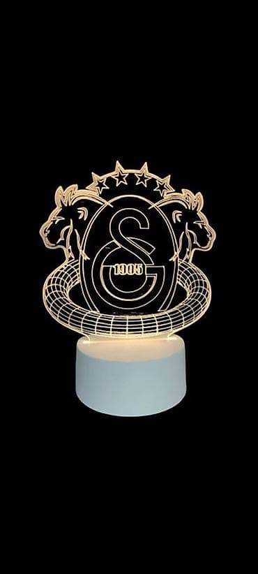 stolustu işıq: Futbol klublarının loqolu 3D LED masa lampası - Dizayn: Akril panel — 3