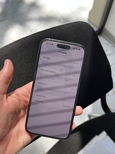 type c hub: IPhone 14, Qara — 2