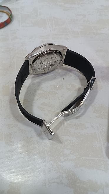 kaşlok kişi: Yeni, Qol saatı, Hublot, rəng - Gümüşü — 4