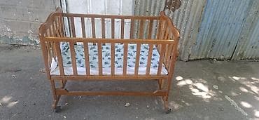 beşik: Taxta beşik – klassik model - Material: cilalanmış ağac, təbii rəng - — 1