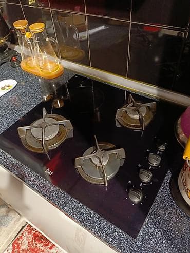 teka: Teka qaz plitəsi – şüşə-keramik səth, 3 qaz ocağı + 1 elektrikli (şüşə — 3