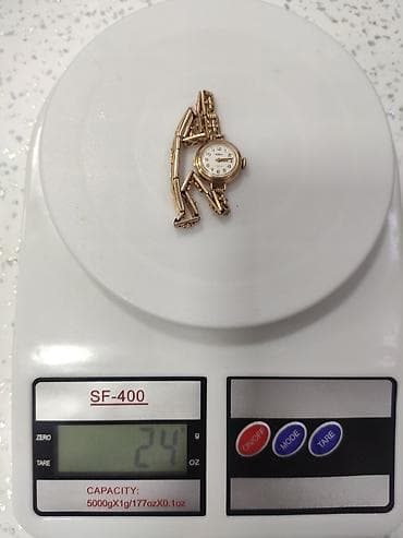 elektron saat oyrənmək: İşlənmiş, Qol saatı, Chayka, rəng - Qızılı — 1