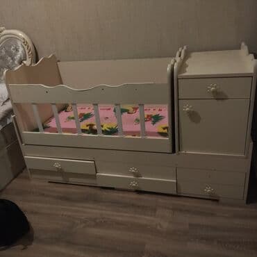 bazalı tək çarpayı: Oğlan və qız üçün, İşlənmiş, Dördbucaq, Beşik, Matrassız, Yellənmə mexanizm ilə — 3