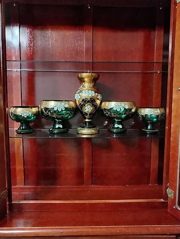 Şəkillər, tablolar: Vaza dəsti — 2