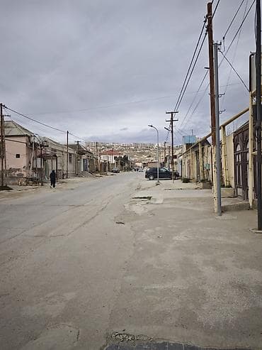 havuzlu ev: 197 kv. m, 8 otaq — 1