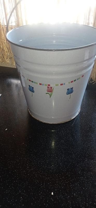 Baklar və çənlər: Эмалированное ведро — 3
