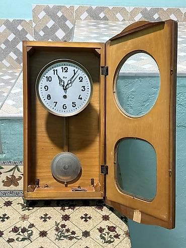 Ev saatları: Divar saatları, Mexaniki, Mayatnik — 4