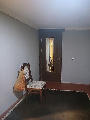 Ikiotaqlı mənzil – daxili təsvir - Plan: 2 otaqdan ibarət (zal və