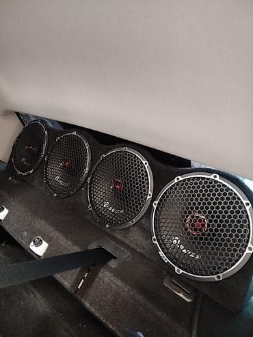 av multi out to hdmi: Salam məhsul yeni alnb 10 gündür 4 ədəd 20 lik reiss səs kalonkası — 2