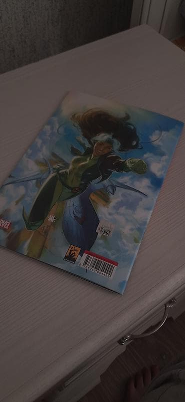 bas gitara: Məhsul: X-Men ’97 – Marvel komiks (Türkcə nəşr) Xüsusiyyətlər: - — 4
