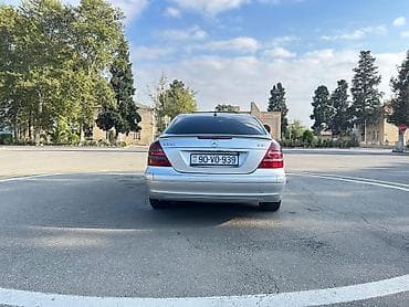 almaniya maşın satışı: Mercedes-Benz E-Class: 2.2 l | 2003 il Sedan — 7