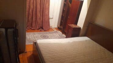 evler bineqedide: Sabunçu rayonu,Razin,Sülh küçəsi,Bəyaz şadlıq evi ilə üzbəüz,9 — 3