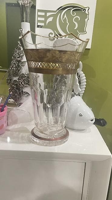 ramaska gulu: Bir vaza, Xrustal — 1