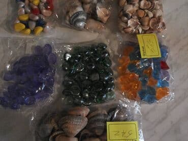 bit darağı qiyməti: Baliqqulaqlari ve rəngli daşlar 1 packasi 5 azn və 8 azn — 3