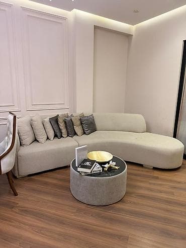 yonca toxum: Künc divan, Divan — 3