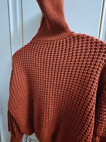 brend geyimlər: 10 AZN, yenidir — 2