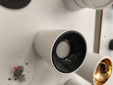 Silindrik tavanüstü LED spot işıq - Korpus: ağ rəngli alüminium — 1