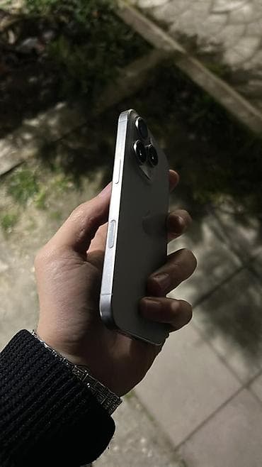 IPhone 16 Pro, 256 GB, Gümüşü, Face ID lalafo.az -da IPhone 16 Pro, 256 GB, Gümüşü, Face ID