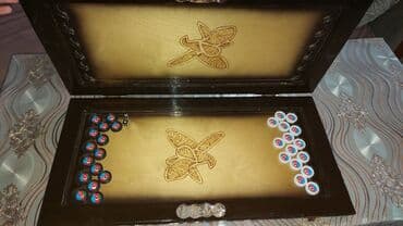 книга по азербайджанскому языку 5 класс: Nərd,iki ədəddir,biri 50manat. 10gündü alınıb,təzədir.Maraqlanıb,almaq — 2