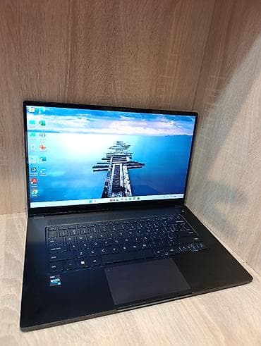 game notebook: Intel NUC NoteBook — 1