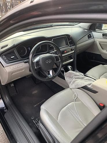 ucuz scooterlar: Hyundai Sonata sedan - Korpus rəngi: qara, xrom detallı iri ön — 2