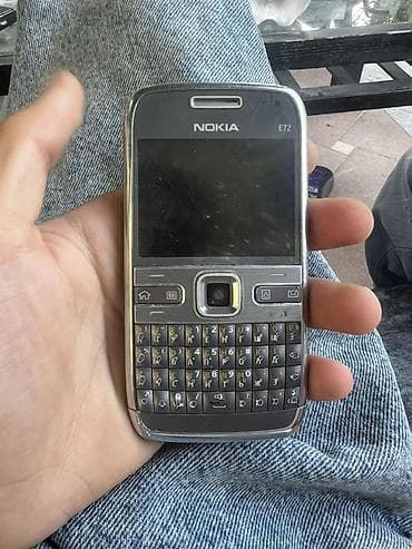 realme note 55: Nokia E72, rəng - Gümüşü, Düyməli — 1
