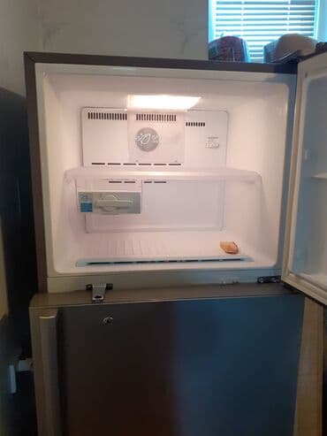 xolodelnik: İşlənmiş 2 qapılı LG Soyuducu Satılır, rəng - Gümüşü, Təkərli — 5