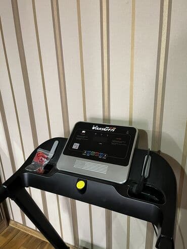 ikinci əl qaçış aparatı: Qaçış trenajoru 
7 ay istifadə olunub, hər funksiyası yerindədir — 2