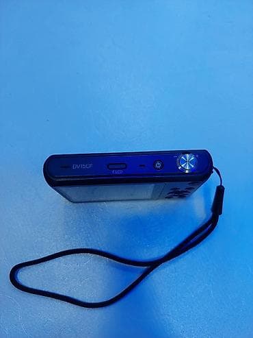 Video oyunlar və konsollar: Samsung DV150F rəqəmsal fotoaparat - Ön LCD ekran: selfi və öz-özünə — 1