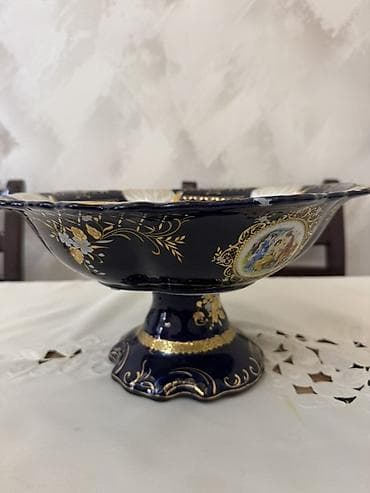 Porcelan ayaqlı meyvə qabı / dekorativ vazə - Material: Yüksək — 1